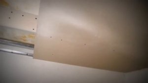 двухуровневый потолок из гипсокартона на кухне