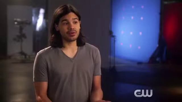 The Flash | Season 2: Carlos Valdes Interview смотреть онлайн