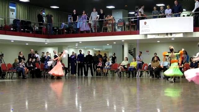 Квикстеп (Открытый класс Молодежь) 08.04.2018 Рейтинг-Турнир Санкт-Петербурга (3 тур) смотреть онлайн