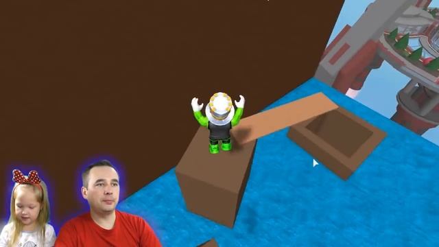 ЗЛОЙ ПОТОЛОК Нас МОЖЕТ РАЗДАВИТЬ в Roblox! ПАПА и ДОЧКА Спасаются от Потолка ДРОБИЛКИ The CrusheR смотреть онлайн