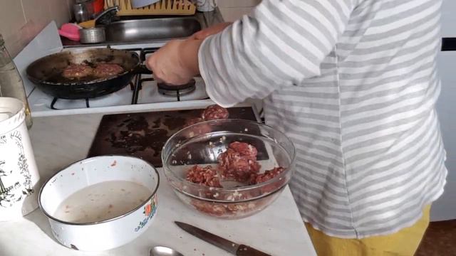 #Котлетки #肉饼 #Cutlets из телятины смотреть онлайн