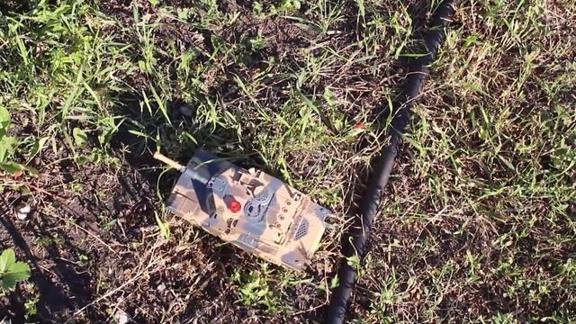 Танки на радиоуправлении (танковый бой). Штурмуем разные приграды. смотреть онлайн