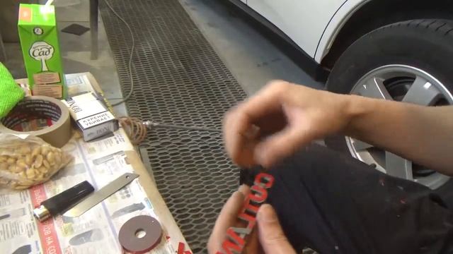 Как наклеить эмблемы, на любое авто. Вариант 1. смотреть онлайн