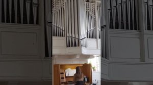 Современные мелодии на оргАне