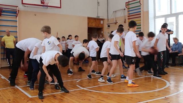 Спортивный праздник Будем в армии служить смотреть онлайн