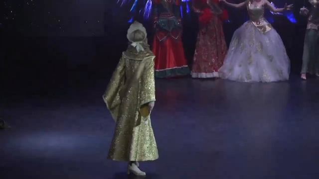 Конкурс красоты MRS TOP WORLD RUSSIA 2021 Выход в национальных костюмах. смотреть онлайн