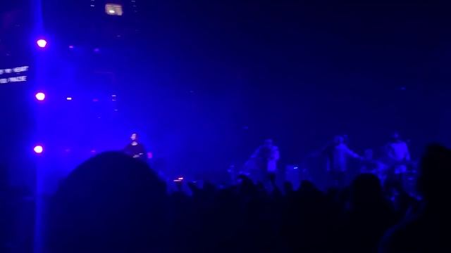 From The Inside Out - Hillsong United Empires Tour 2.0 @ Oracle Arena, Oakland, CA смотреть онлайн
