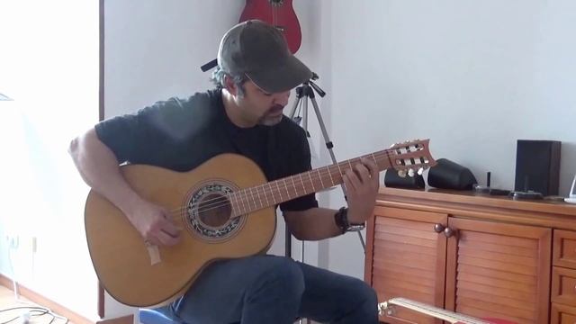 My friend Dr. Joe Reyes playing (pick techniques) on his new AG guitar / CFG Spain смотреть онлайн