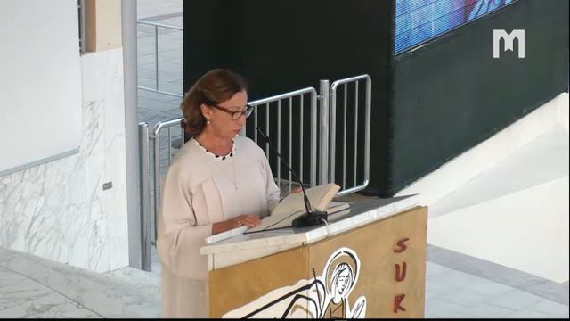 Следите за вечерней молитвенной программой из церкви Святого Иакова в Меджугорье смотреть онлайн