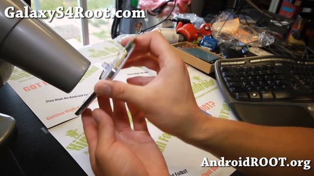How to Replace Screen Glass Only on Galaxy S4! смотреть онлайн