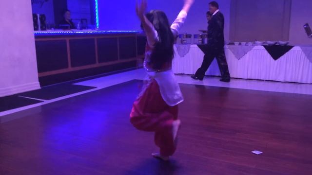 Khushi's Bhangra Performance At a Party.... смотреть онлайн
