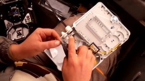 Сварка оптоволоконного кабеля: зачистка, пайка, монтаж в сплайс кассету