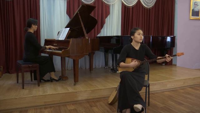 Талғат Ақжарқын,15 лет, домбра