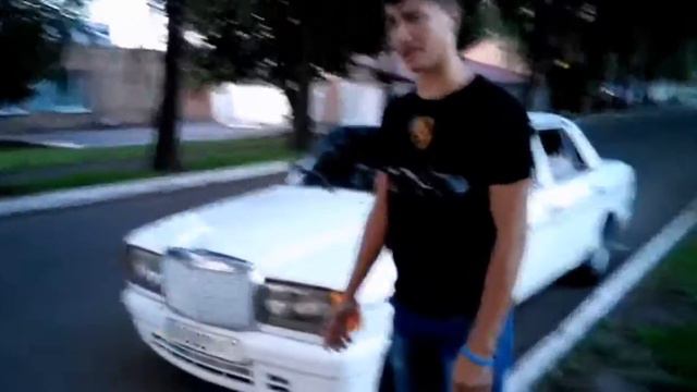 ТЕСТДРАЙВ ОТ ДЕН4ИКА MERSEDES-BENZ W123 200D_13.07.2015.MP4 смотреть онлайн