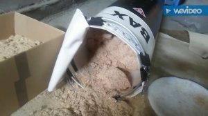 Чем наполняют боксерские груши или мешки фирмы BAX. Спортмастер продает брак.