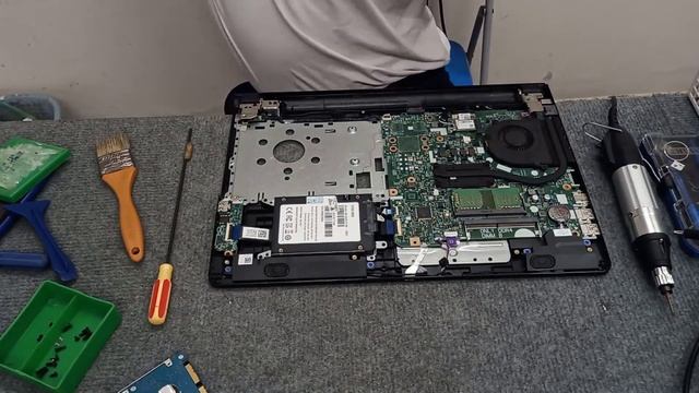 Hướng Dẫn Lắp SSD và HDD song song trên cùng laptop DEll inspiron 3576 - Nâng Cấp SSD... Gen 8th смотреть онлайн