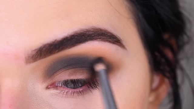 Morphe X James Charles Palette | Neutral Cut Crease Eyeshadow Tutorial смотреть онлайн