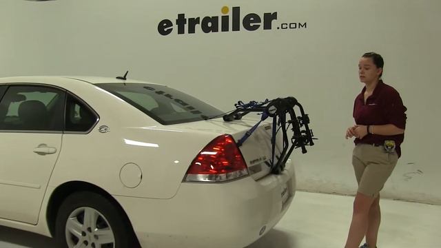 etrailer | Thule Passage Trunk Bike Racks Review - 2008 Chevrolet Impala смотреть онлайн
