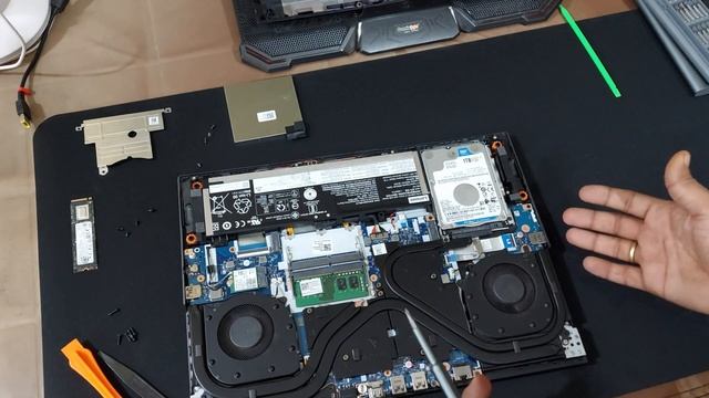 Lenovo Legion 5 disassembly and Upgrade Options (RAM, SSD, HDD and Battery) | Ryzen 7 4800H | 1650T смотреть онлайн