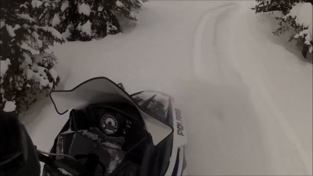 Polaris Indy Voyager 550 144" смотреть онлайн