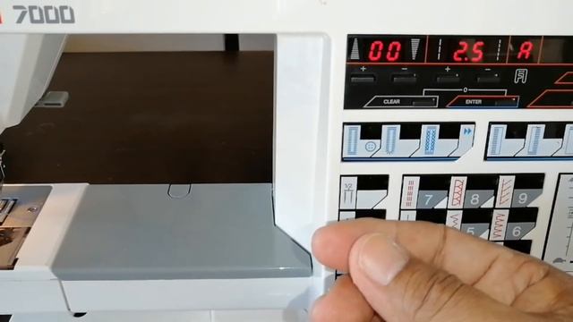 Elna 7000 Feet смотреть онлайн