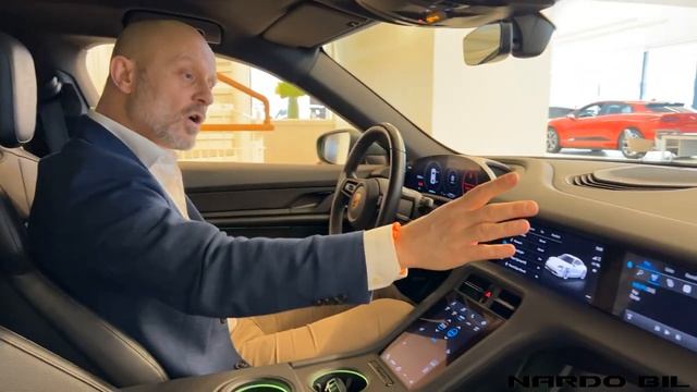 2020 Porsche Taycan 4S PBP смотреть онлайн