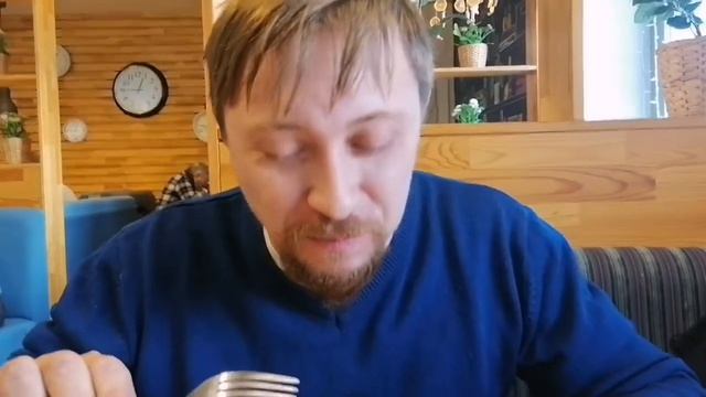Обзор кафе быстрого питания "Вилка ложка" смотреть онлайн