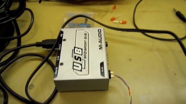 Monotribe has MIDI out hidden inside смотреть онлайн
