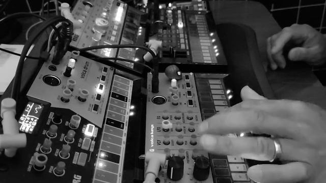 Sweet Child O' Mine - Korg Volca cover смотреть онлайн