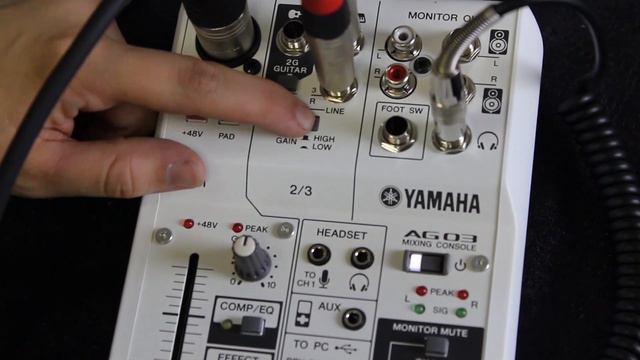 YAMAHA AG03 смотреть онлайн