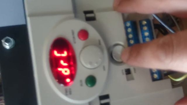 Single phase inverter current смотреть онлайн