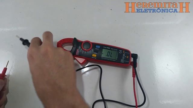 Análise ALICATE AMPERÍMETRO UNI-T UT210D | aprenda como utiliza-lo смотреть онлайн