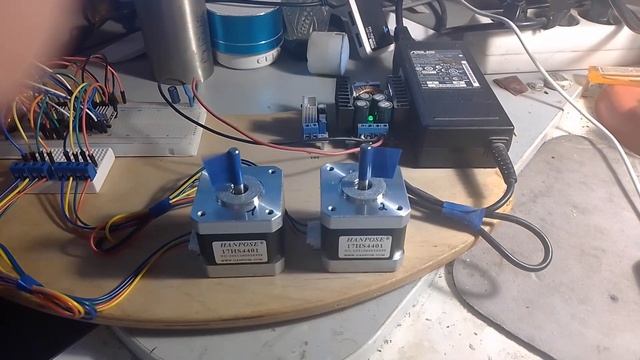 Шаговые двигатели NEMA17 и библиотека AccelStepper