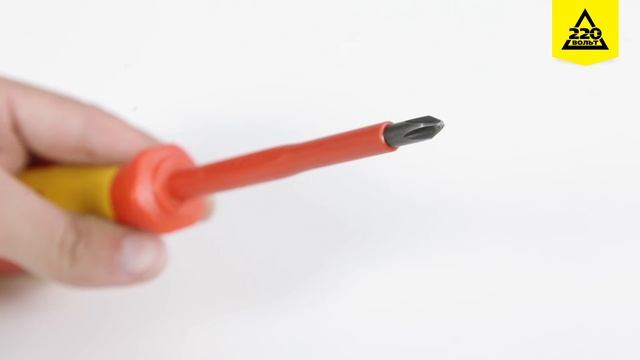 Обзор Отвертка диэлектрическая KNIPEX KN-982402 смотреть онлайн