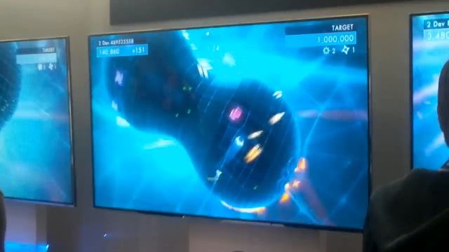 Geometry Wars 3: Dimensions Gameplay [Seattle PAX 2014] смотреть онлайн