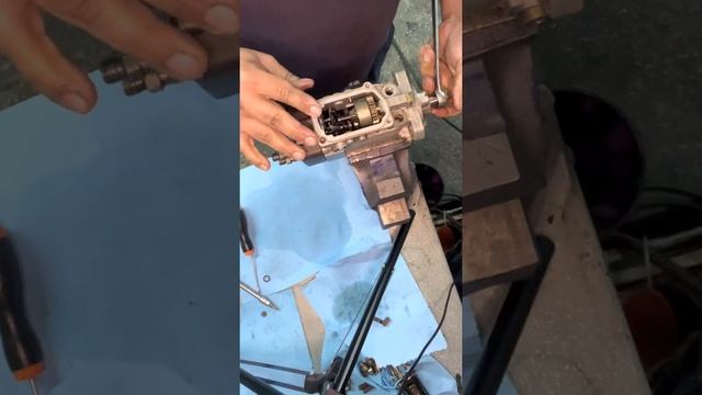 Bomba rotativa VE bosch, reparación y montaje volkswagen, seat смотреть онлайн