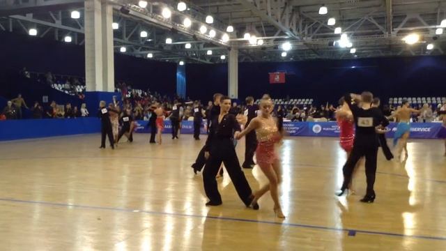 Злоказова Валерия - Калинин Максим румба смотреть онлайн