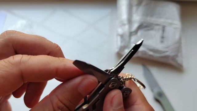 Распаковка и обзор посылки на 3 товара с Aliexpress за 8.97$ ручка мультитул наушники lenovo смотреть онлайн