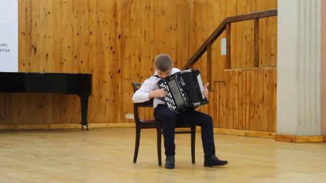 "Клоуны" из "Детской сюиты" Л.Малиновского смотреть онлайн