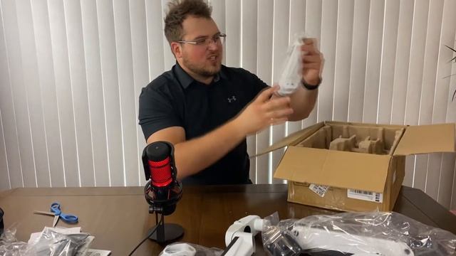 Triple Monitor Stand Unboxing Video смотреть онлайн