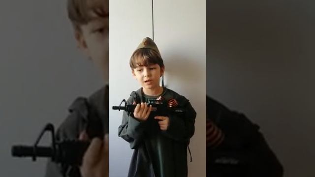 Юнус Каан Йилмаз. "Послевоенная песня" / Р.Рождественский смотреть онлайн