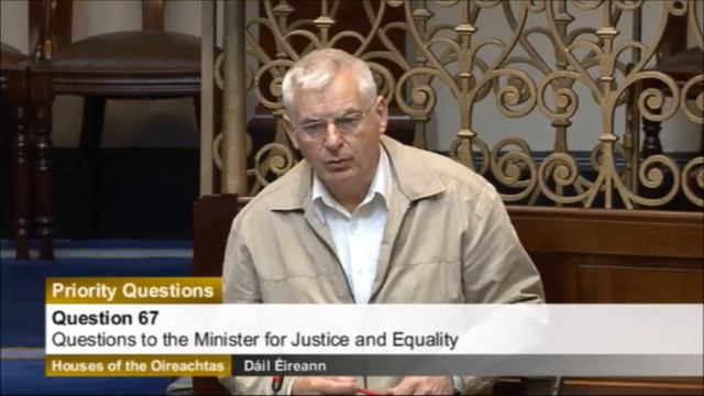 Joe Higgins TD questions Justice Minister on disgraceful use of Gardai at water tax protests смотреть онлайн