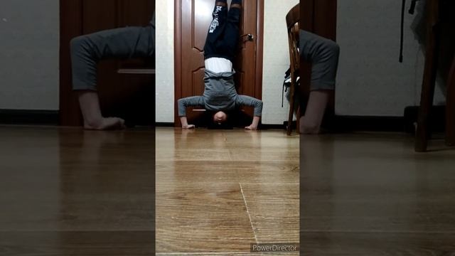 отжимания в стойке на руках смотреть онлайн