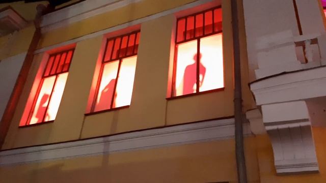 ДОМ ОФИЦЕРОВ ЗАНЯЛСЯ "ПАТРИОТИЧЕСКИМ ВОСПИТАНИЕМ" - ОТКРОВЕННЫЕ ТАНЦЫ В ОКНАХ! смотреть онлайн