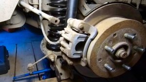 ЗАМЕНА ЗАДНИХ ПРУЖИН И АММОРТИЗАТОРОВ KIA SPORTAGE СВОИМИ РУКАМИ