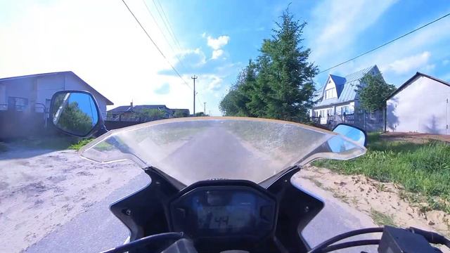Короткая мотокатка на HONDA CBR400R.