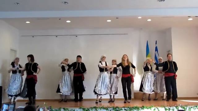 Греческий танец. Коллектив "ΝΕΟ ΑΣΤΕΡΙ". Μαριουπολη © смотреть онлайн