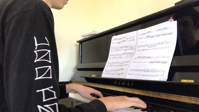 Sinfonia (Bach) by Julian I., Music смотреть онлайн