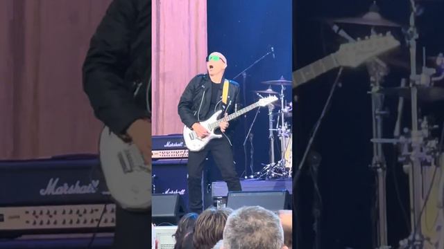 Joe Satriani Live 2023 - Jones Beach - “thunder High On The Mountain” @JoeSatriani