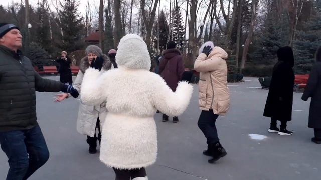 ЗА ТОБОЙ ЛЮБИМАЯ, ЗА ТОБОЙ ЖЕЛАННАЯ!???/ТАНЦЫ В ПАРКЕ ГОРЬКОГО ХАРЬКОВ 2021 смотреть онлайн